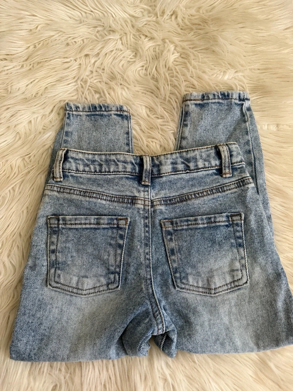 Art Class Light Wash High-Rise Jeans